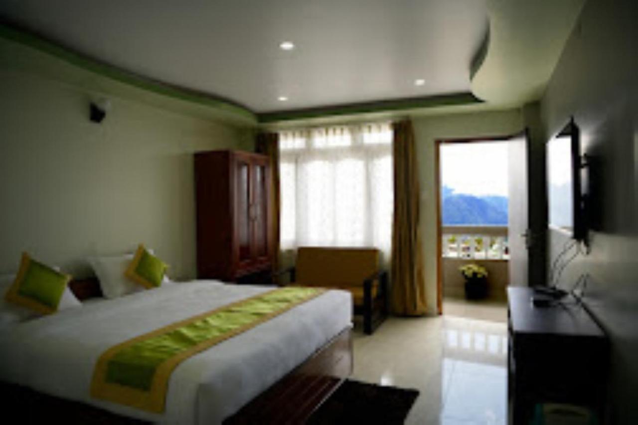 Hotel Tawang Heights , Таванг Экстерьер фото
